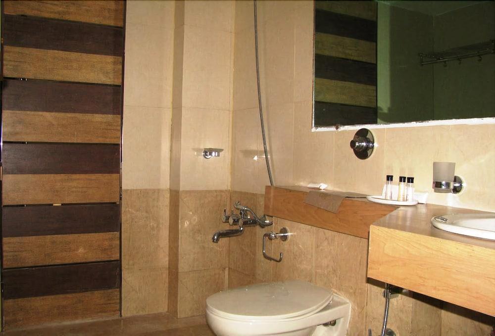 The Citadel Resorts, Jiya Palampur Exterior photo