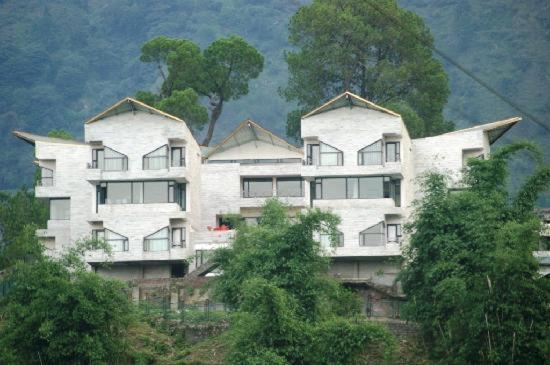 The Citadel Resorts, Jiya Palampur Exterior photo